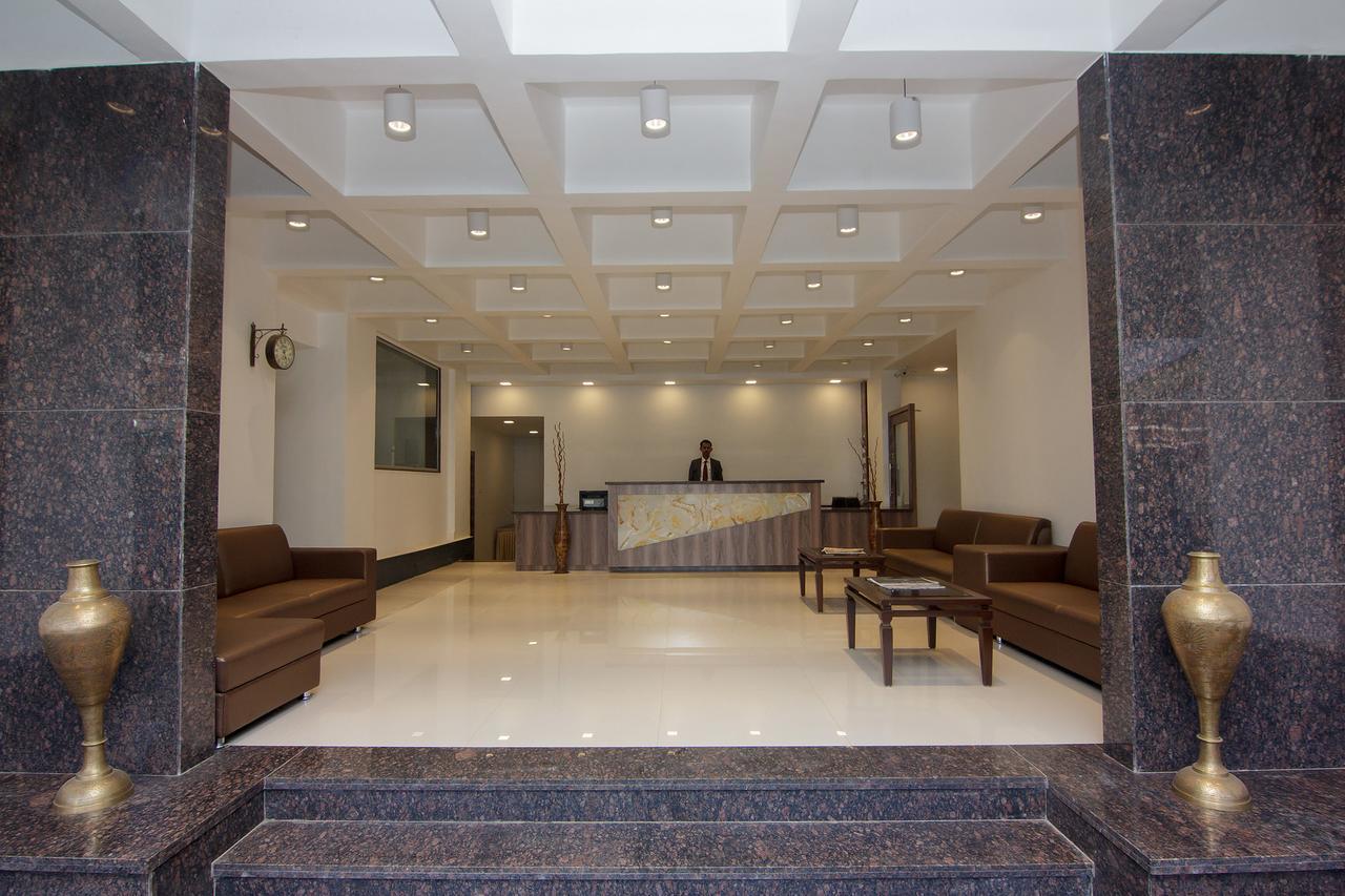 ไฮแลนด์ รีสอร์ต Hotel โลนาวาลา ภายนอก รูปภาพ
